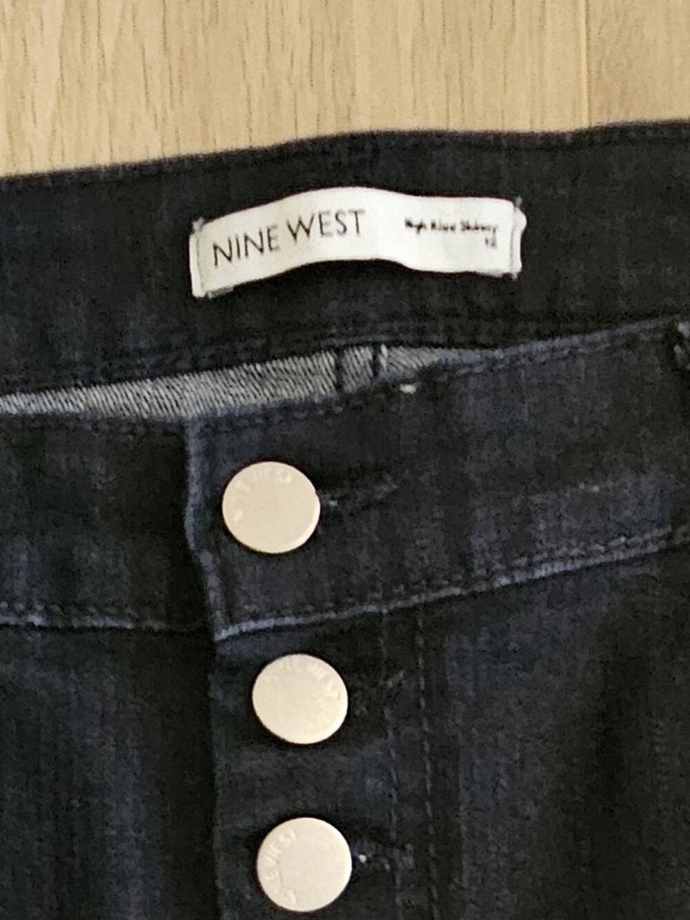 NINE WEST - Cotton blend dark wash high waisted open button fly blue jeans - Picture 9 of 9